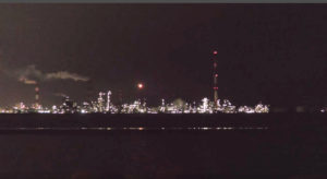 動画：大分 釣りスポット 大野川河口 夜釣りの夜景 通称大在ディズニー YouTube